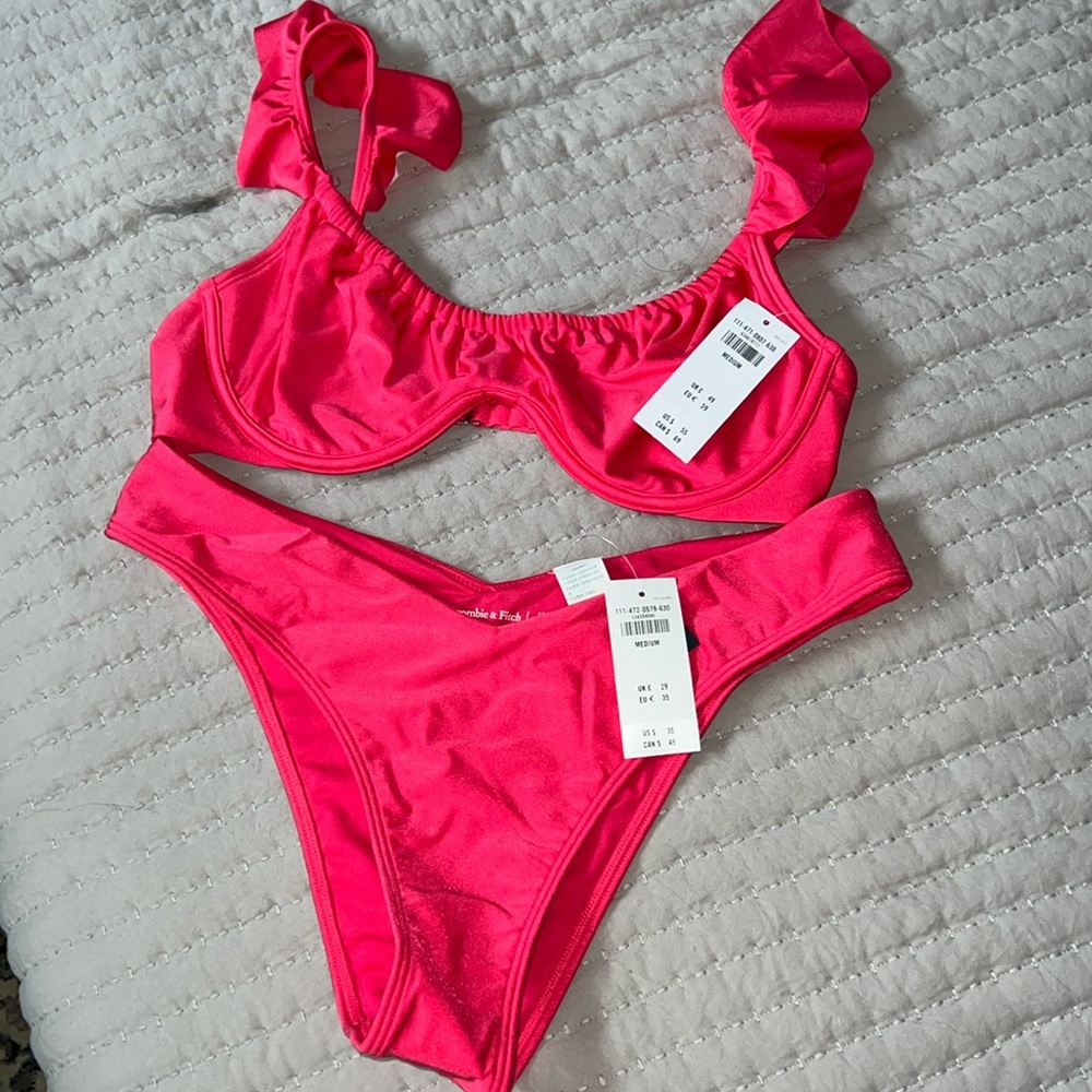 NWT Abercrombie Bikini Set Medium